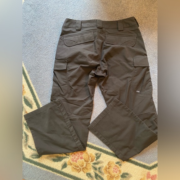 5.11 Tactical Women’s Stryke Pants Black Ripstop Cargo Pants 8R - Picture 9 of 11